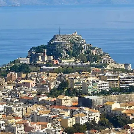 Apartment Flora's Boutique At The Heart Of Corfu *