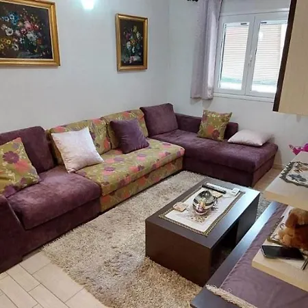 Flora's Boutique At The Heart Of Corfu * Corfu (city)