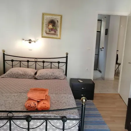 Flora's Boutique At The Heart Of Corfu *