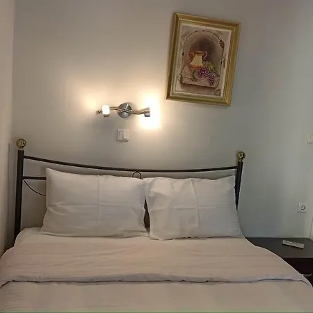 Lägenhet Flora's Boutique At The Heart Of Corfu *